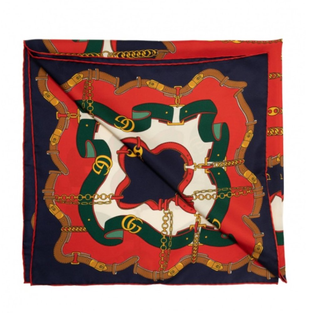 HOST PICK 💕GUCCI Patterned Logo Scarf New With Tag - Picture 1 of 4